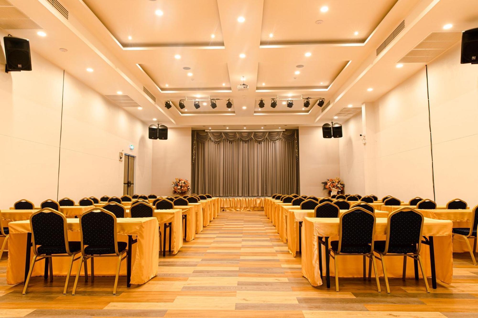 Tour De Phuket Hotel - Sha Plus Thalang Zewnętrze zdjęcie
